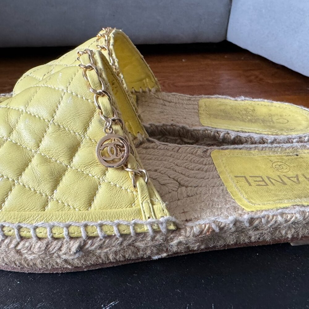 Chanel Yellow Lambskin Quilted Espadrille Slides Chain - Picture 5 of 7